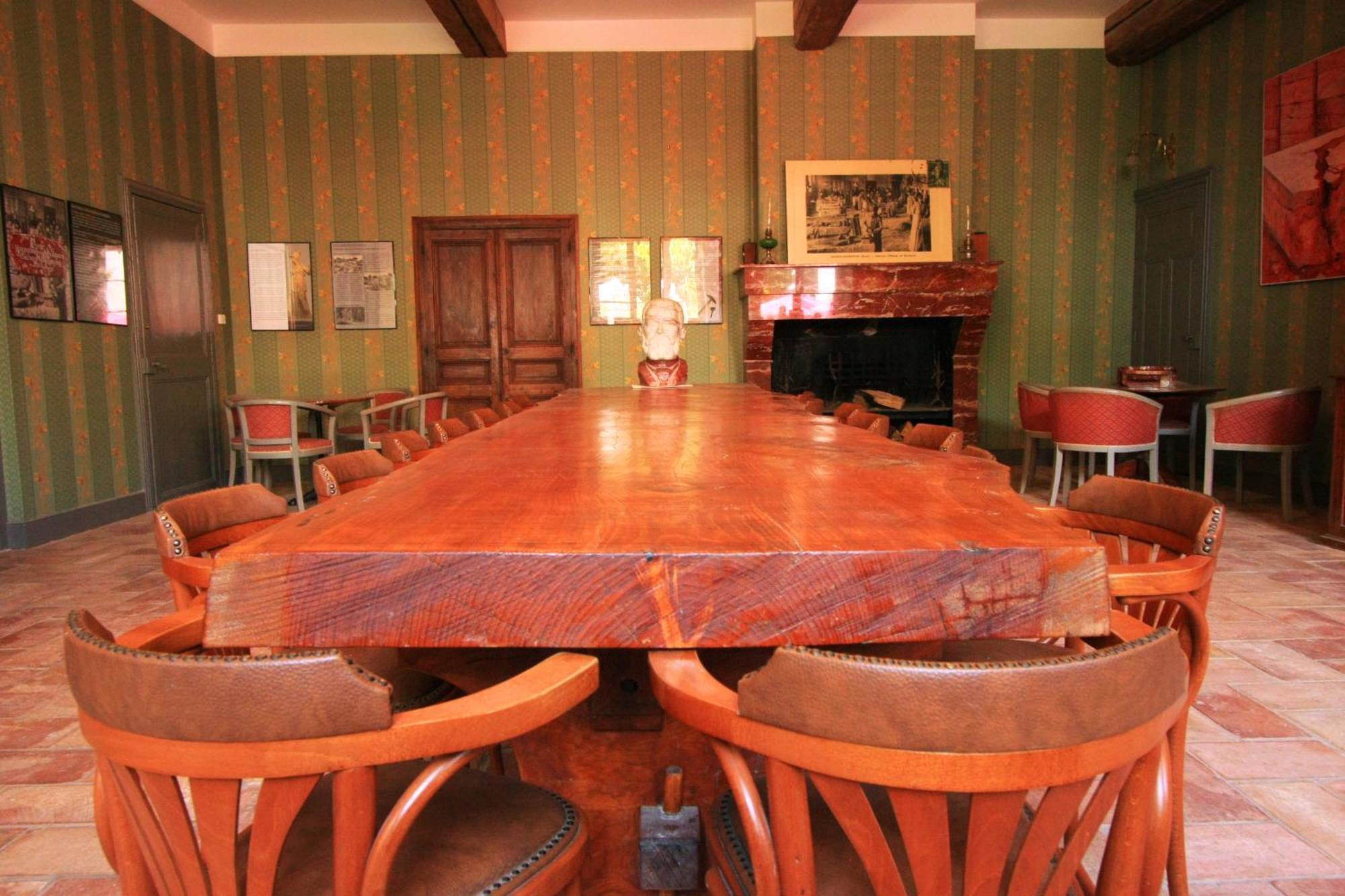 Logis Hotel - Restaurant La Marbrerie Caunes-Minervois Екстер'єр фото