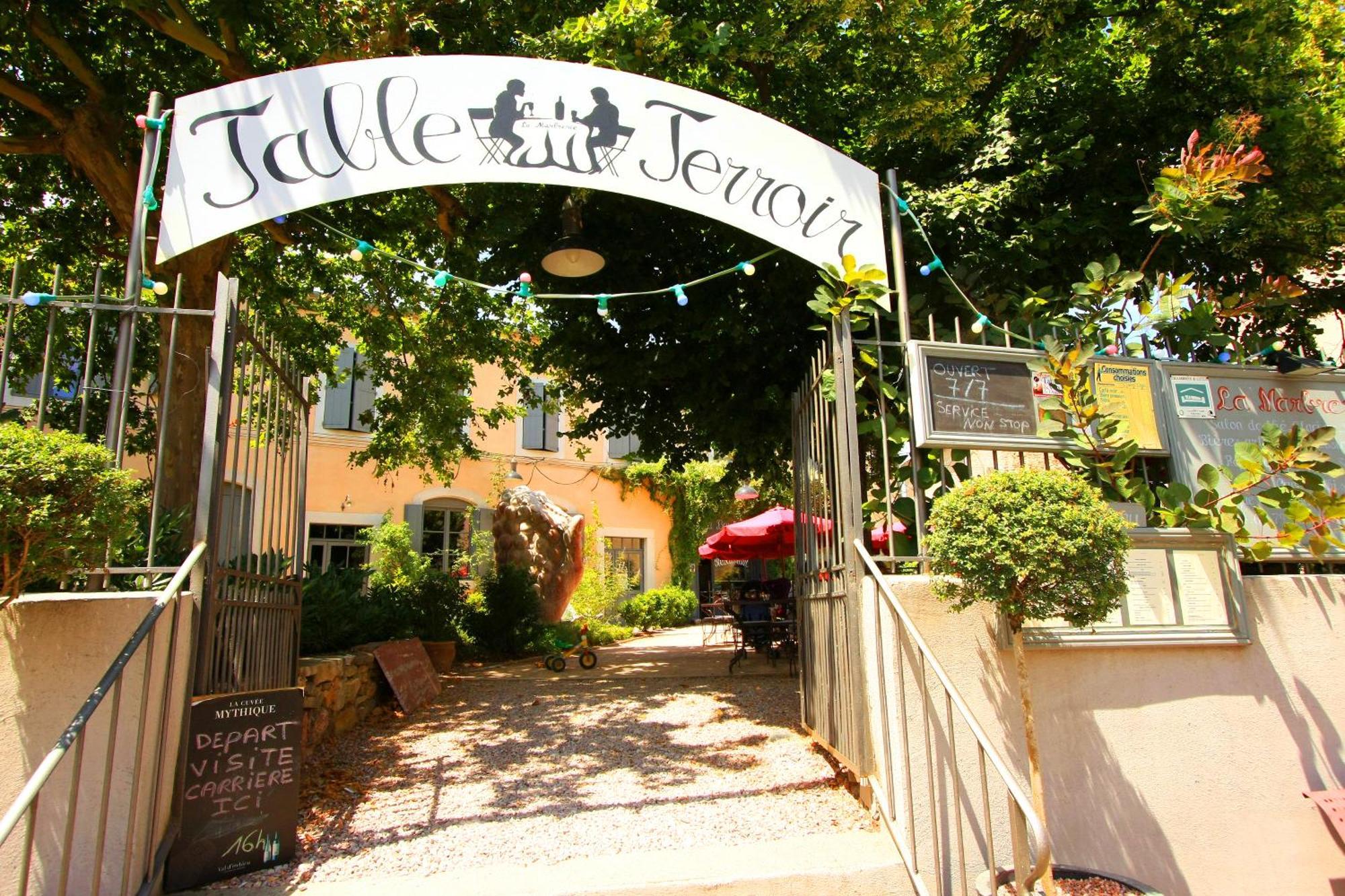 Logis Hotel - Restaurant La Marbrerie Caunes-Minervois Екстер'єр фото