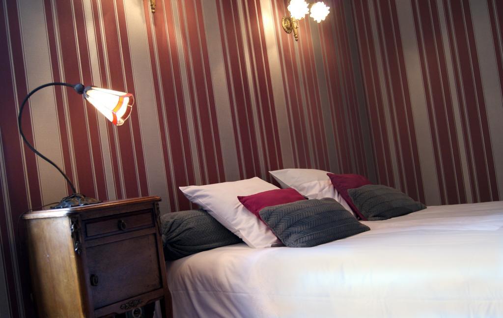 Logis Hotel - Restaurant La Marbrerie Caunes-Minervois Екстер'єр фото