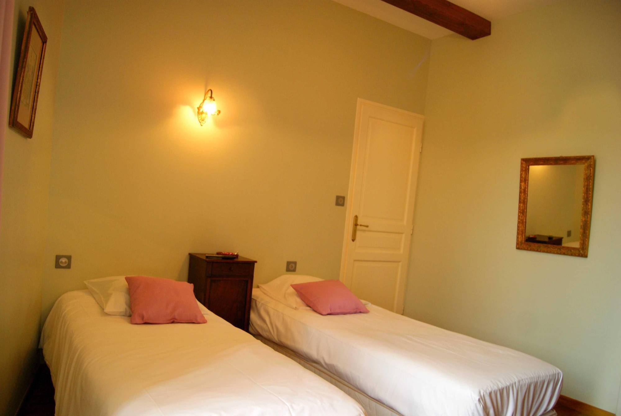 Logis Hotel - Restaurant La Marbrerie Caunes-Minervois Екстер'єр фото