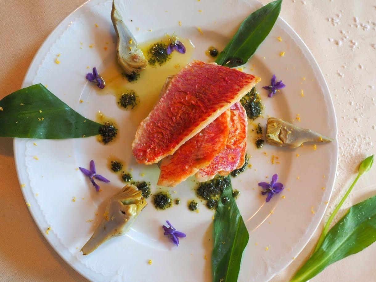 Logis Hotel - Restaurant La Marbrerie Caunes-Minervois Екстер'єр фото